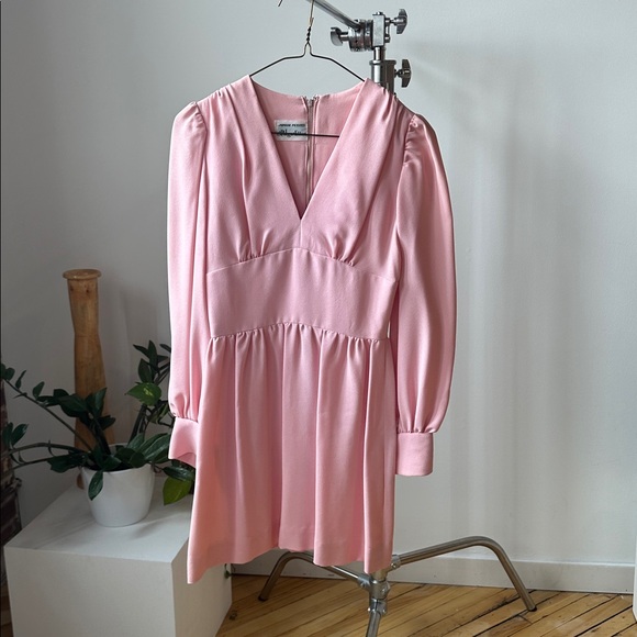 Dresses & Skirts - Vintage Pink Mini Dress